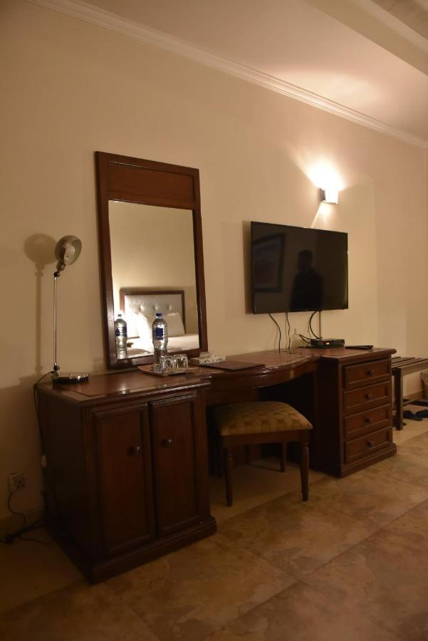 Shalimar Tower Hotel Lahore Eksteriør billede