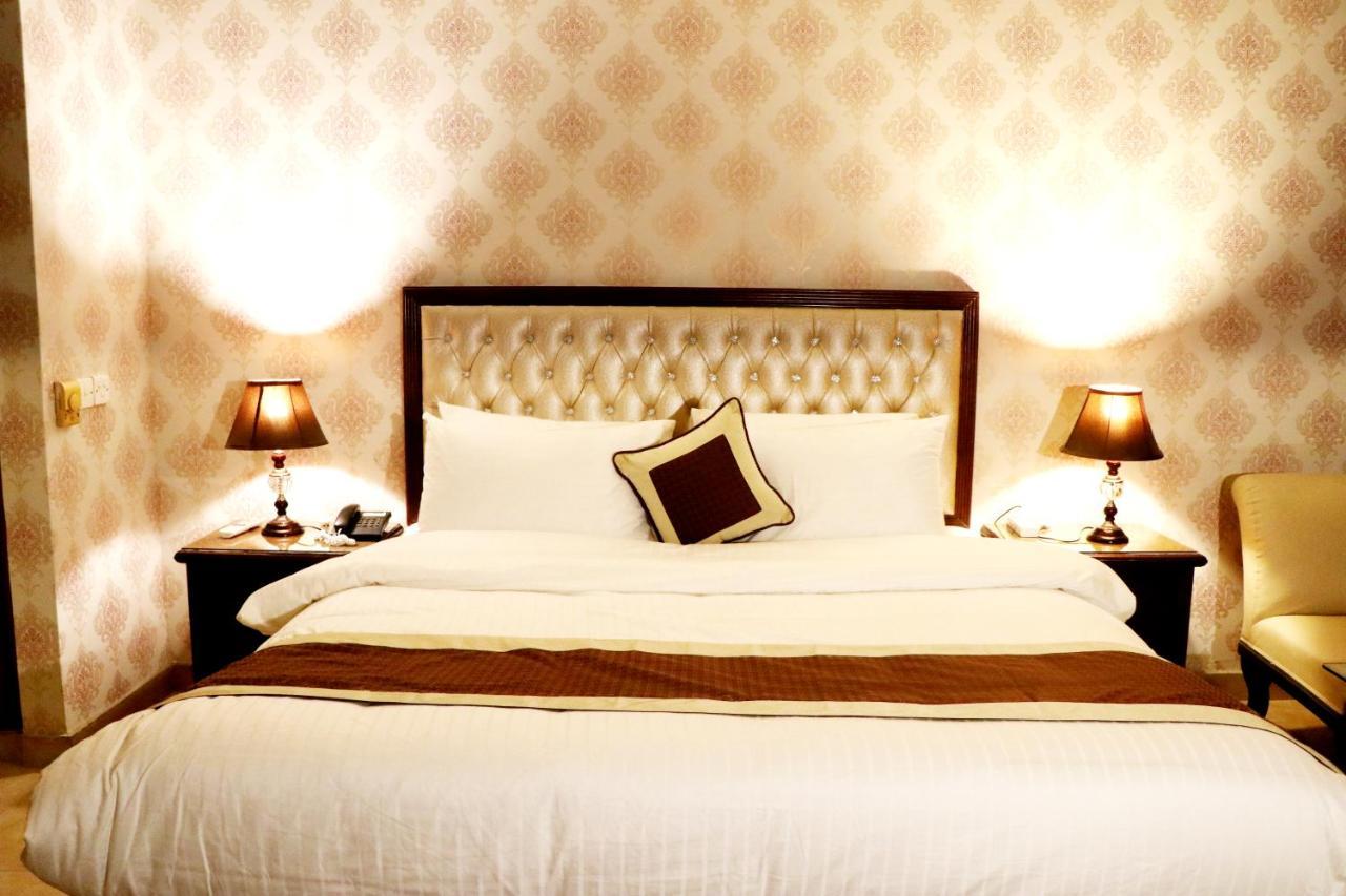 Shalimar Tower Hotel Lahore Eksteriør billede